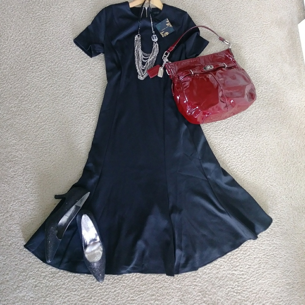 NWT Forest Lily Black Short Sleeve Bell Dress